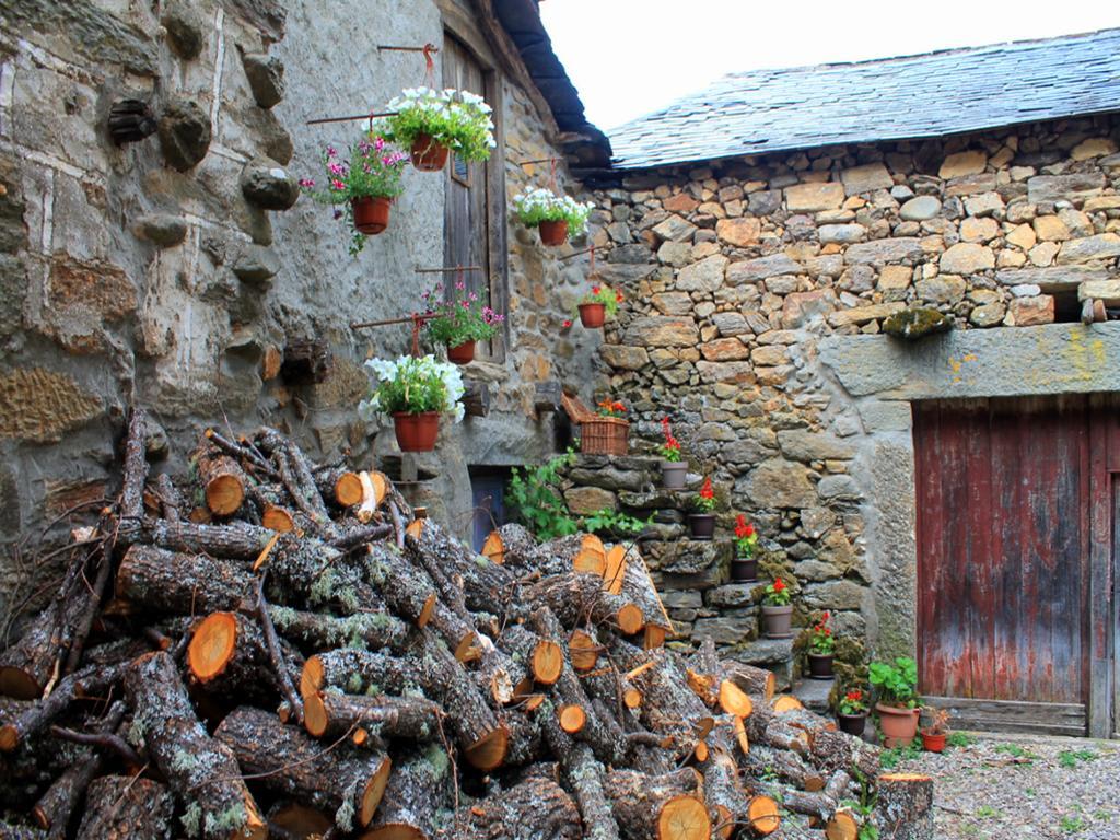 Casa Rural El Trubio Villa Vigo de Sanabria Bagian luar foto