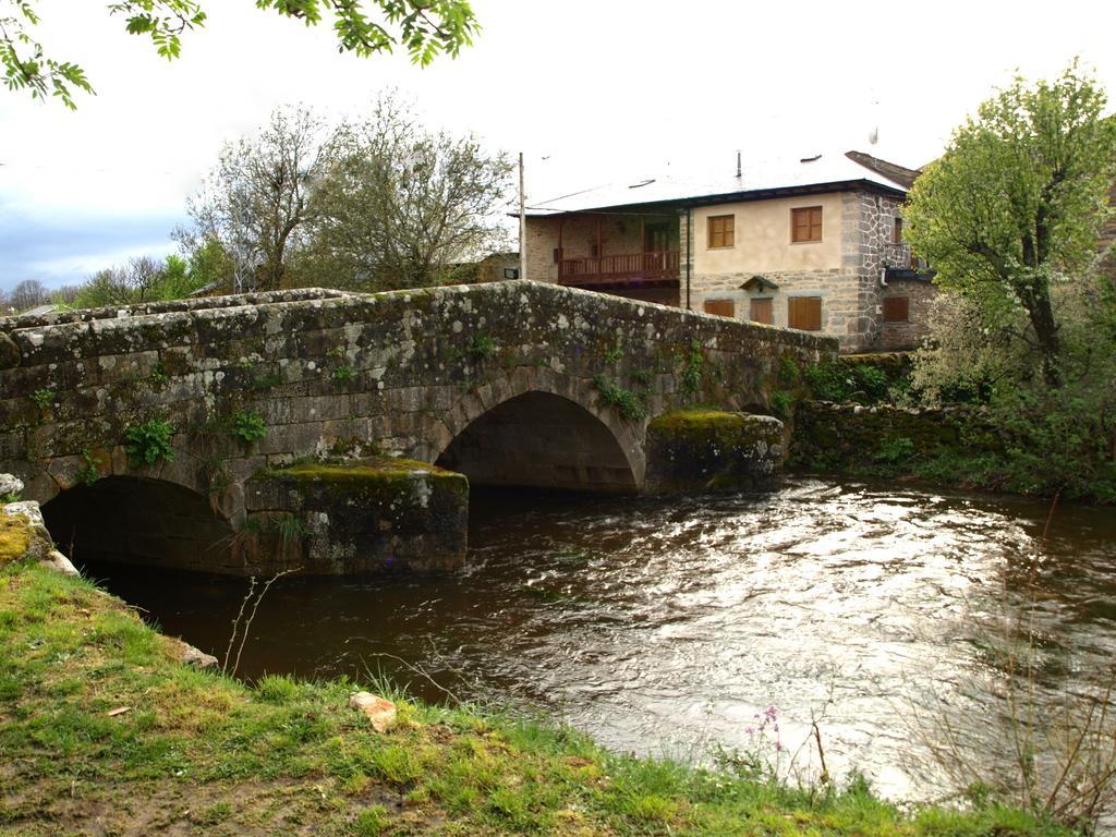 Casa Rural El Trubio Villa Vigo de Sanabria Bagian luar foto