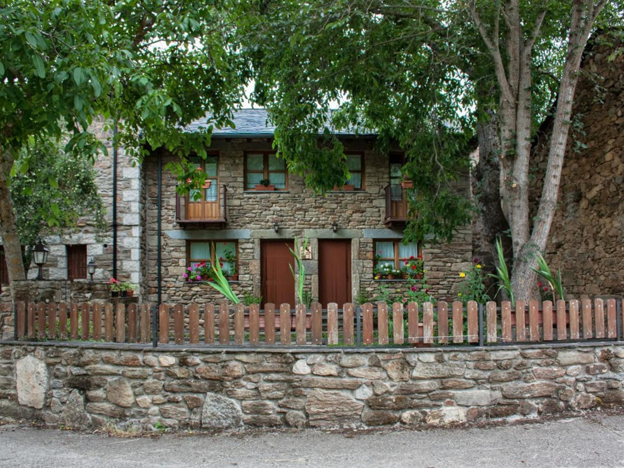 Casa Rural El Trubio Villa Vigo de Sanabria Bagian luar foto