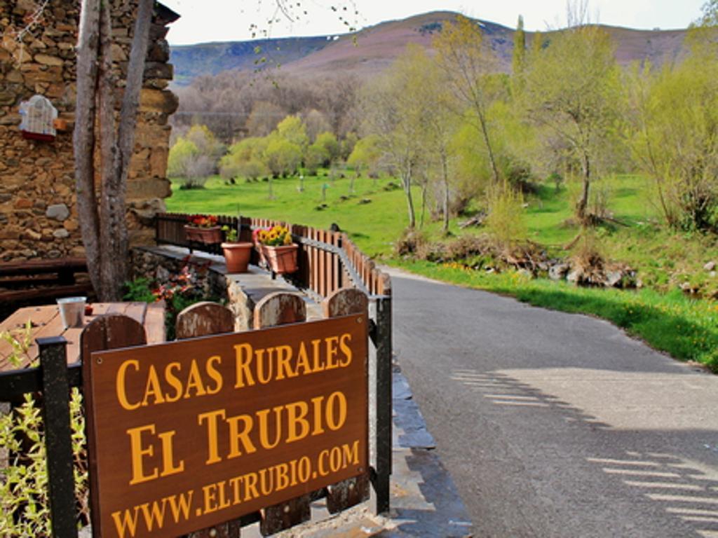 Casa Rural El Trubio Villa Vigo de Sanabria Ruang foto